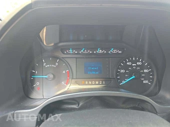 2019 Ford Super Duty F-550 Cab Chassis XL Regular Cab DRW - miniatura 9