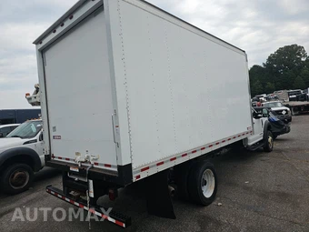 2019 Ford Super Duty F-550 Cab Chassis XL Regular Cab DRW - miniatura 4