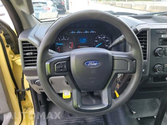 2019 Ford Super Duty F-550 Cab Chassis XL Regular Cab DRW - miniatura 10