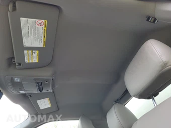 2019 Ford Super Duty F-550 Cab Chassis XL Regular Cab DRW - miniatura 13