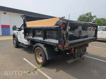2019 Ford Super Duty F-550 Cab Chassis XL Regular Cab DRW - miniatura 2