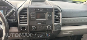 2019 Ford Super Duty F-550 Cab Chassis XL Regular Cab DRW - miniatura 15