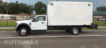 2019 Ford Super Duty F-550 Cab Chassis XL Regular Cab DRW - miniatura 2