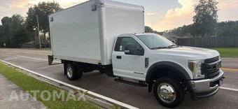 2019 Ford Super Duty F-550 Cab Chassis XL Regular Cab DRW - miniatura 7