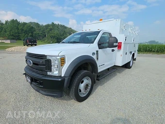 2019 Ford Super Duty F-550 Cab Chassis XL Regular Cab DRW
