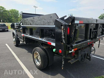 2019 Ford Super Duty F-550 Cab Chassis XL Regular Cab DRW - miniatura 2