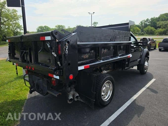 2019 Ford Super Duty F-550 Cab Chassis XL Regular Cab DRW - miniatura 3