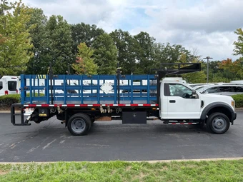 2019 Ford Super Duty F-550 Cab Chassis XL Regular Cab DRW - miniatura 10