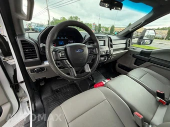 2019 Ford Super Duty F-550 Cab Chassis XL Regular Cab DRW - miniatura 21