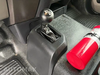 2019 Ford Super Duty F-550 Cab Chassis XL Regular Cab DRW - miniatura 26