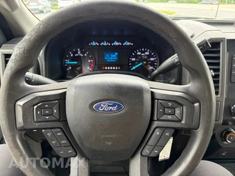 2019 Ford Super Duty F-550 Cab Chassis XL Regular Cab DRW - miniatura 29