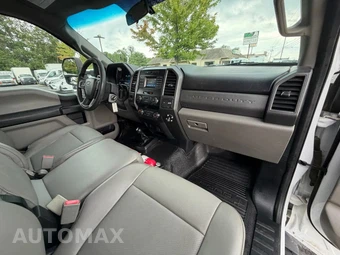 2019 Ford Super Duty F-550 Cab Chassis XL Regular Cab DRW - miniatura 35
