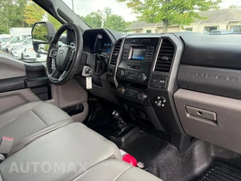 2019 Ford Super Duty F-550 Cab Chassis XL Regular Cab DRW - miniatura 36
