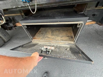 2019 Ford Super Duty F-550 Cab Chassis XL Regular Cab DRW - miniatura 42