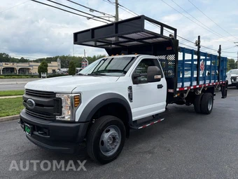 2019 Ford Super Duty F-550 Cab Chassis XL Regular Cab DRW - miniatura 6