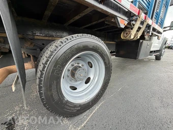2019 Ford Super Duty F-550 Cab Chassis XL Regular Cab DRW - miniatura 82