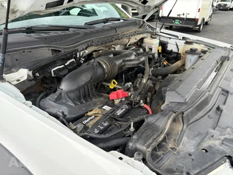 2019 Ford Super Duty F-550 Cab Chassis XL Regular Cab DRW - miniatura 85