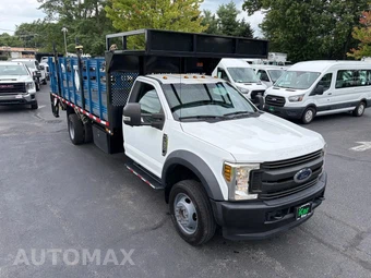 2019 Ford Super Duty F-550 Cab Chassis XL Regular Cab DRW - miniatura 9