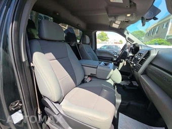 2019 Ford Super Duty F-550 Cab Chassis XL Regular Cab DRW - miniatura 17