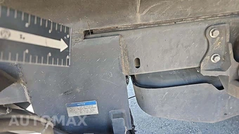2019 Ford Super Duty F-550 Cab Chassis XLT Crew Cab DRW - miniatura 30