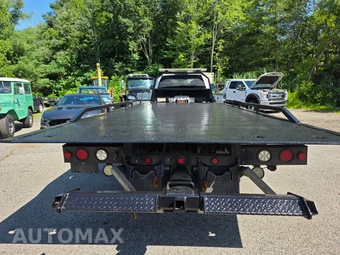 2019 Ford Super Duty F-550 Cab Chassis XLT Extended Cab w/Rear Doors DRW - miniatura 10