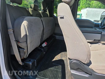 2019 Ford Super Duty F-550 Cab Chassis XLT Extended Cab w/Rear Doors DRW - miniatura 3