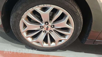 2019 Ford Taurus Limited - miniatura 30