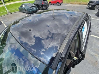2019 Ford Taurus SEL - miniatura 9