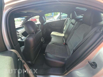 2019 Ford Taurus SHO - miniatura 13