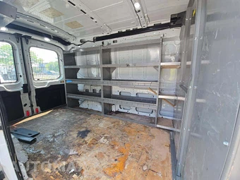 2019 Ford Transit 150 Cargo Van w/RH Sliding Door Medium Roof 129.9" WB - miniatura 16