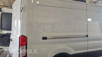 2019 Ford Transit 150 Cargo Van w/RH Sliding Door Medium Roof 147.6" WB - miniatura 35