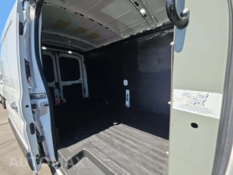 2019 Ford Transit 150 Cargo Van w/RH Sliding Door Medium Roof 147.6" WB - miniatura 16