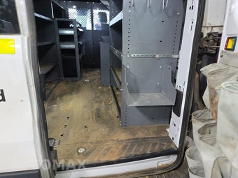 2019 Ford Transit 150 Cargo Van w/RH Swing-Out Doors Low Roof 129.9" WB - miniatura 5