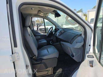 2019 Ford Transit 150 Cargo Van w/RH Swing-Out Doors Low Roof 129.9" WB - miniatura 19