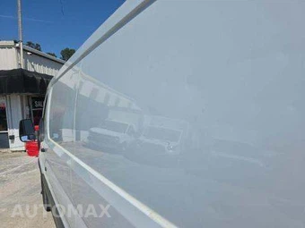 2019 Ford Transit 150 Cargo Van w/RH Swing-Out Doors Low Roof 129.9" WB - miniatura 24