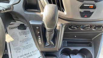 2019 Ford Transit 150 Cargo Van w/RH Swing-Out Doors Low Roof 129.9" WB - miniatura 23