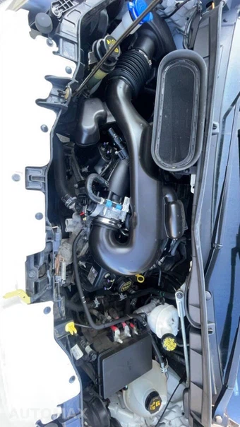 2019 Ford Transit 150 Cargo Van w/RH Swing-Out Doors Low Roof 129.9" WB - miniatura 28