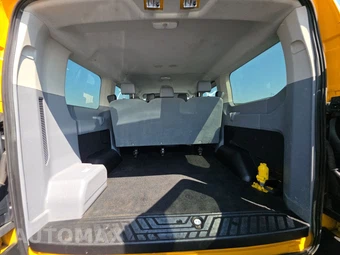 2019 Ford Transit 150 Passenger Van XL w/RH Sliding Door Low Roof 129.9" WB - miniatura 16