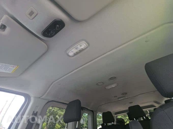2019 Ford Transit 150 Passenger Van XL w/RH Swing-Out Doors Low Roof 129.9" WB - miniatura 11