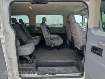 2019 Ford Transit 150 Passenger Van XLT w/RH Swing-Out Doors Low Roof 129.9" WB - miniatura 14