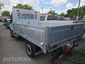 2019 Ford Transit 250 Cab Chassis - miniatura 2