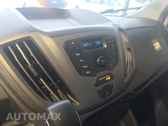 2019 Ford Transit 250 Cab Chassis - miniatura 11
