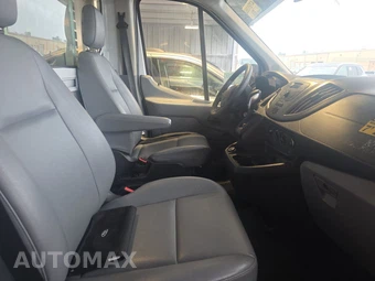 2019 Ford Transit 250 Cab Chassis - miniatura 8