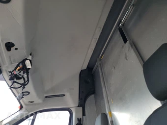 2019 Ford Transit 250 Cargo Van w/RH Sliding Door High Roof 147.6" WB - miniatura 16