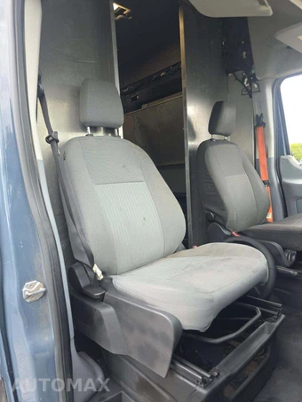 2019 Ford Transit 250 Cargo Van w/RH Sliding Door High Roof 147.6" WB - miniatura 16