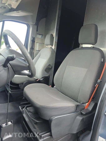 2019 Ford Transit 250 Cargo Van w/RH Sliding Door High Roof 147.6" WB - miniatura 6