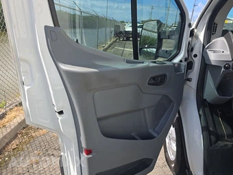 2019 Ford Transit 250 Cargo Van w/RH Sliding Door Low Roof 129.9" WB - miniatura 9