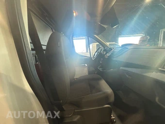 2019 Ford Transit 250 Cargo Van w/RH Sliding Door Low Roof 129.9" WB - miniatura 23