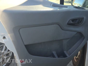 2019 Ford Transit 250 Cargo Van w/RH Sliding Door Low Roof 129.9" WB - miniatura 9
