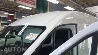 2019 Ford Transit 250 Cargo Van w/RH Sliding Door Medium Roof - miniatura 18